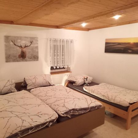Ferienwohnung Zum Sebnitzer Hirsch Bagian luar foto