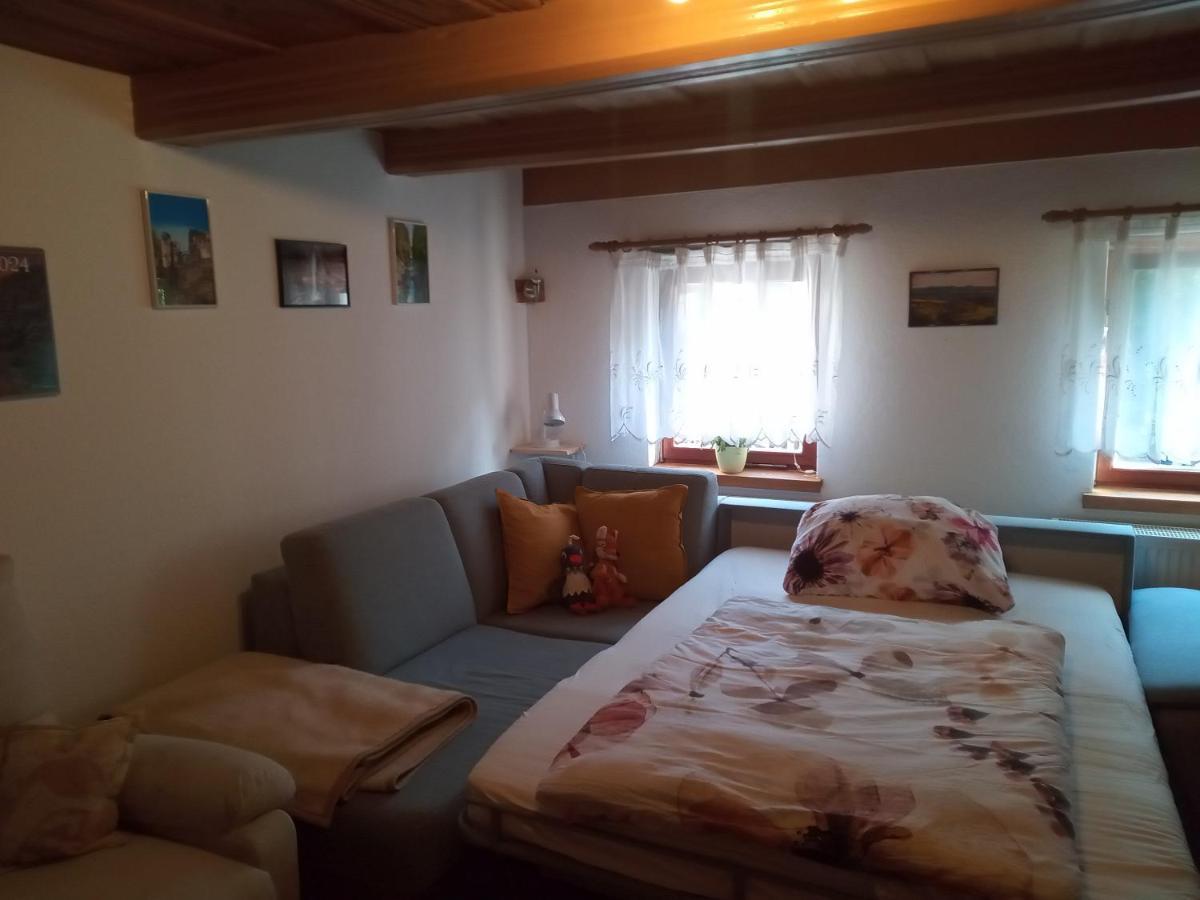 Ferienwohnung Zum Sebnitzer Hirsch Bagian luar foto