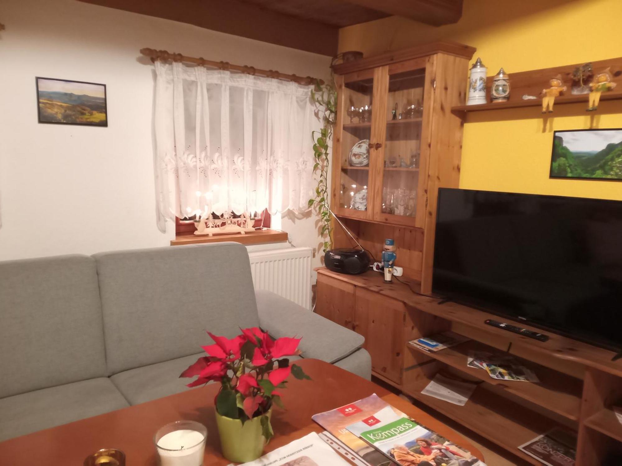 Ferienwohnung Zum Sebnitzer Hirsch Bagian luar foto