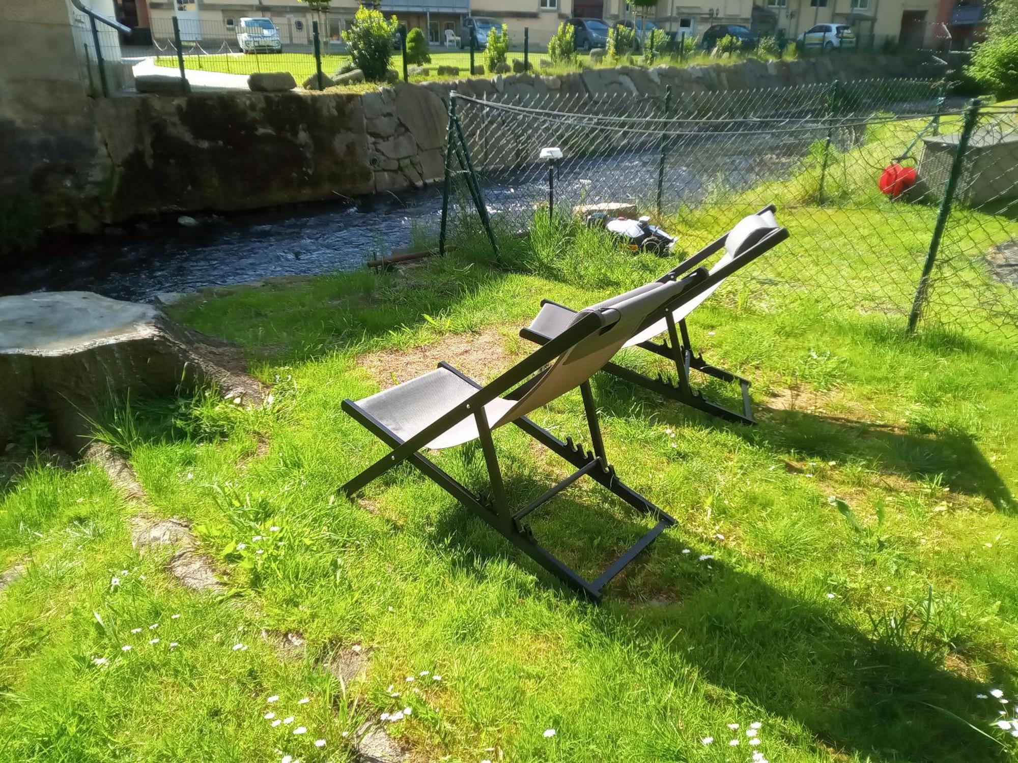 Ferienwohnung Zum Sebnitzer Hirsch Bagian luar foto